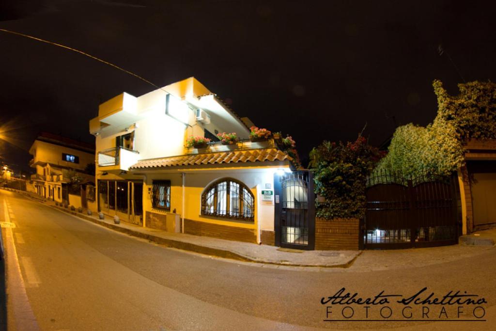 B&B Elena ปอมเปอี ภายนอก รูปภาพ